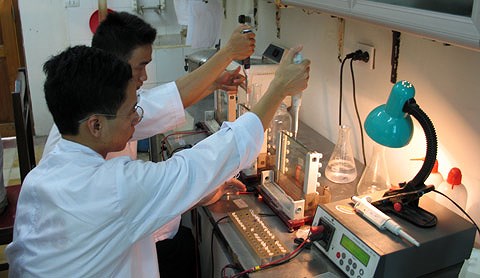 DỊCH VỤ XÉT NGHIỆM ADN TẠI GIA LAI CHUYÊN NGHIÊP CHÍNH XÁC DỊCH VỤ XÉT NGHIỆM ADN TẠI GIA LAI CHUYÊN NGHIÊP CHÍNH XÁC